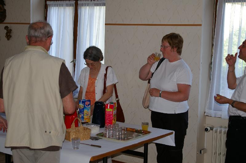gueb004.jpg - Halte spirituelle à GUEBERSCHWIHR - Juin 2007